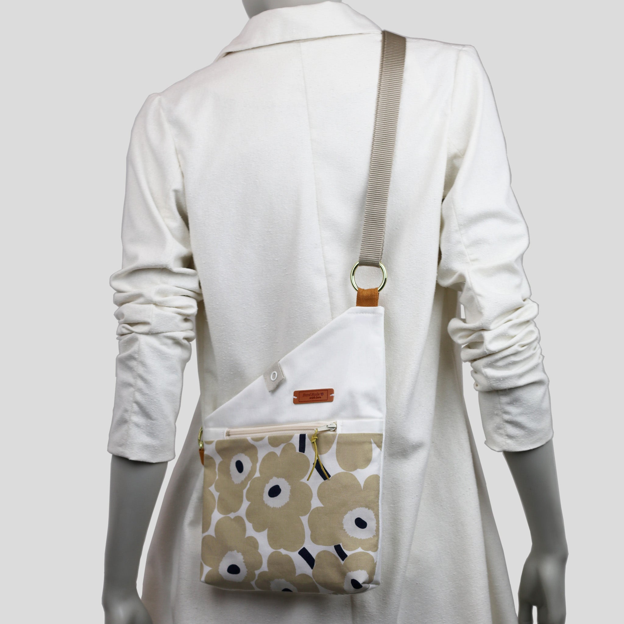 ISLA CROSSBODY, OLKALAUKKU